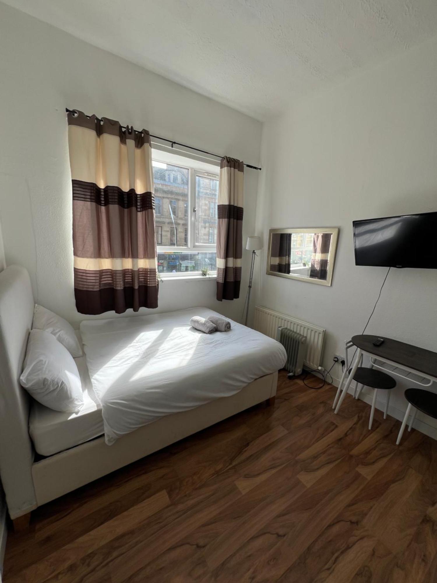 Great Western Road Studio With En Suite Glasgow Kültér fotó