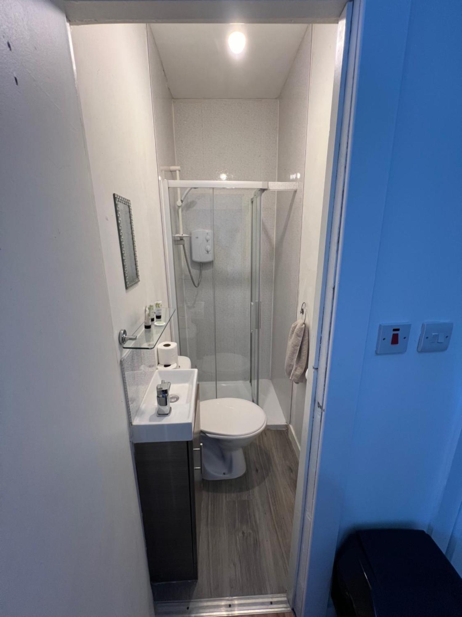 Great Western Road Studio With En Suite Glasgow Kültér fotó